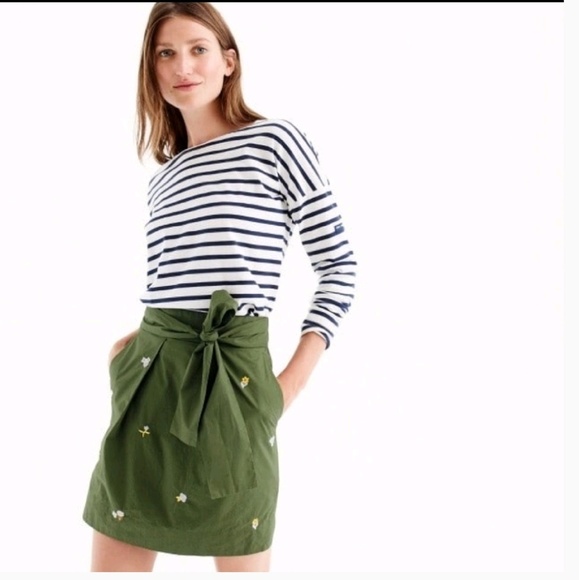 J. Crew Dresses & Skirts - J. Crew • olive embroidered skirt, bow tie waist